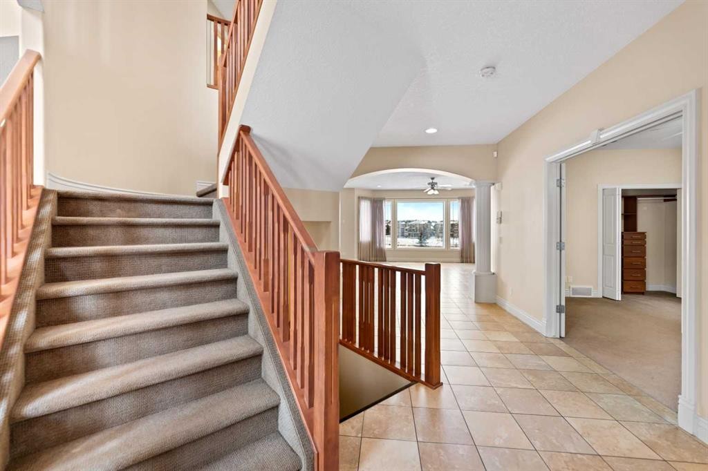 28 Panatella Manor Nw, Calgary, AB - Indoor Photo Showing Other Room