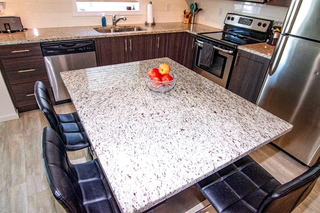 4311-99 Copperstone Park, Calgary, AB - Indoor Photo Showing Kitchen With Double Sink