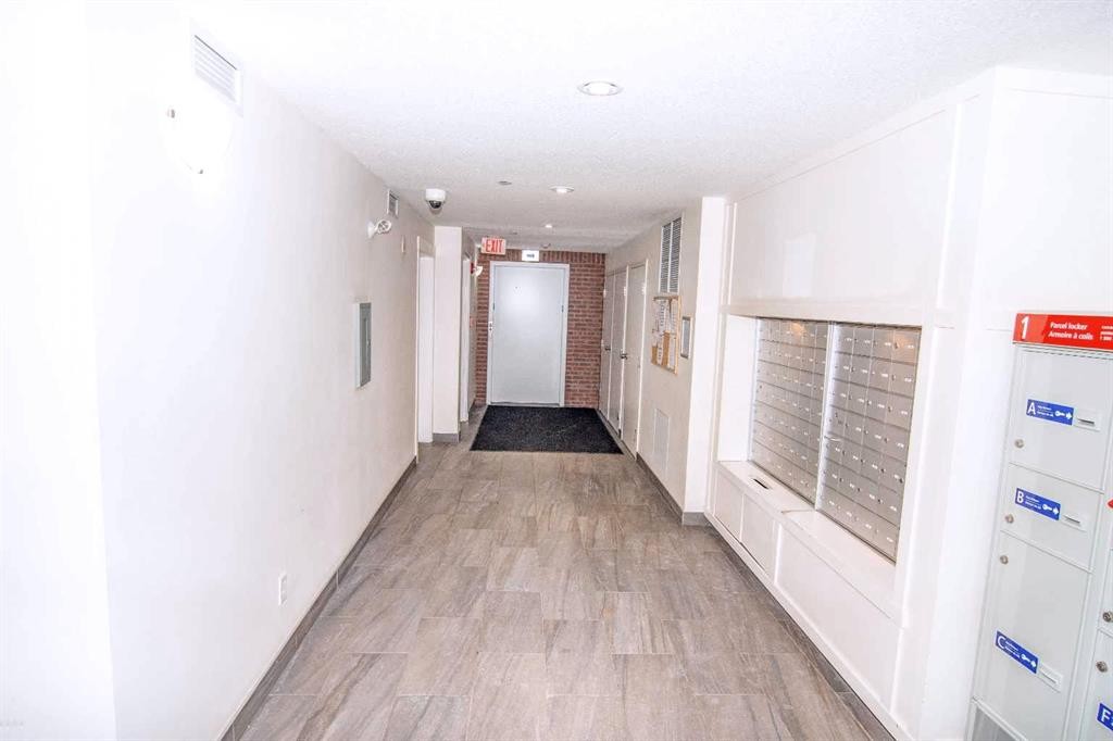 4311-99 Copperstone Park, Calgary, AB - Indoor Photo Showing Other Room