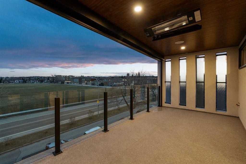1740 6 Avenue Nw, Calgary, AB - Outdoor With View With Exterior