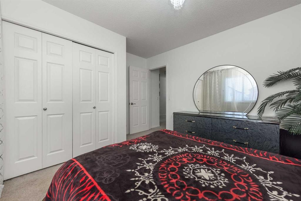 8430 Saddleridge Drive Ne, Calgary, AB - Indoor Photo Showing Other Room