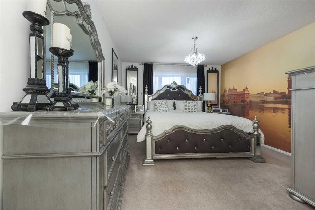 8430 Saddleridge Drive Ne, Calgary, AB - Indoor Photo Showing Other Room