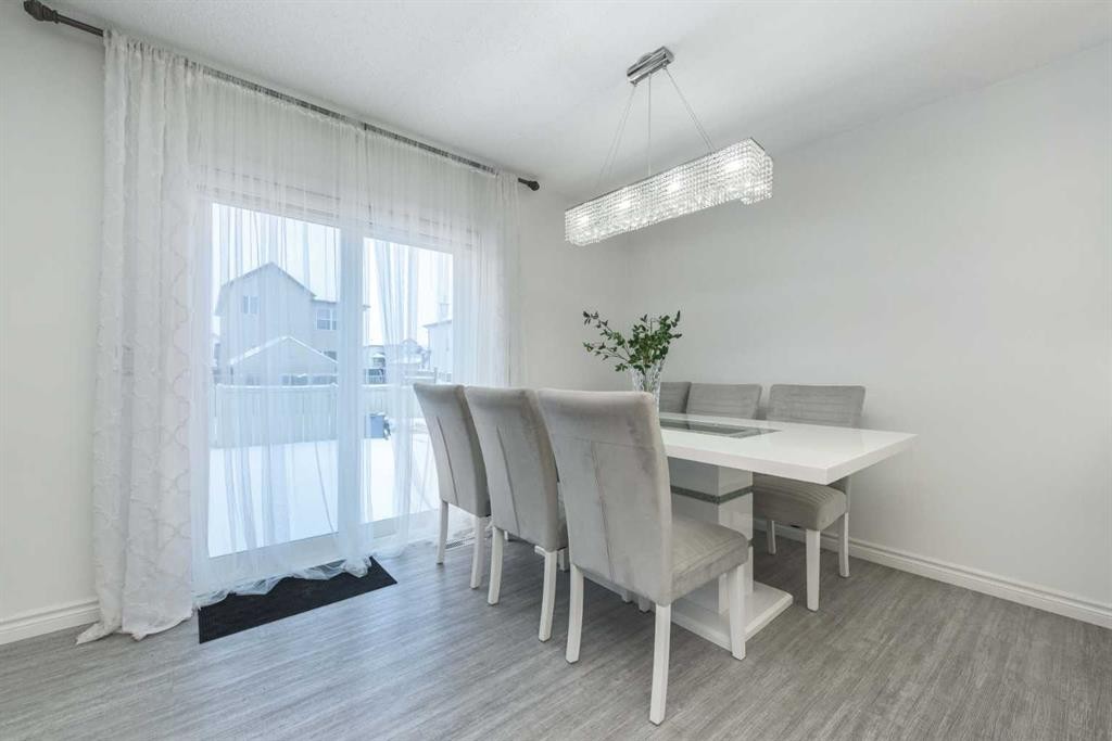 8430 Saddleridge Drive Ne, Calgary, AB - Indoor Photo Showing Dining Room