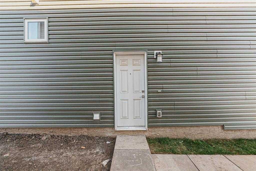 129 Dawson Wharf View, Chestermere, AB - Outdoor