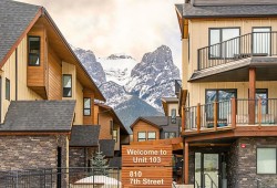 103-810 7th Street Canmore, AB T1W 0N4