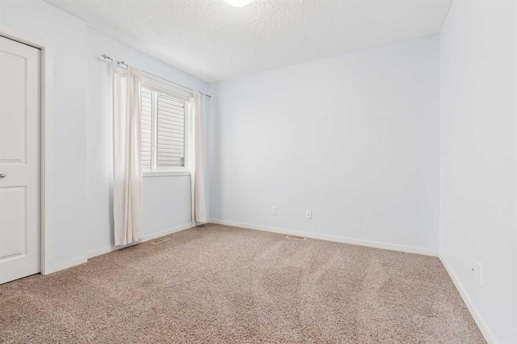 117 Silverado Saddle Heights Sw, Calgary, AB - Indoor Photo Showing Other Room