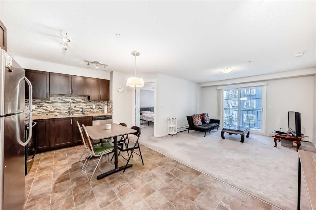 4308-279 Copperpond Common Se, Calgary, AB - Indoor