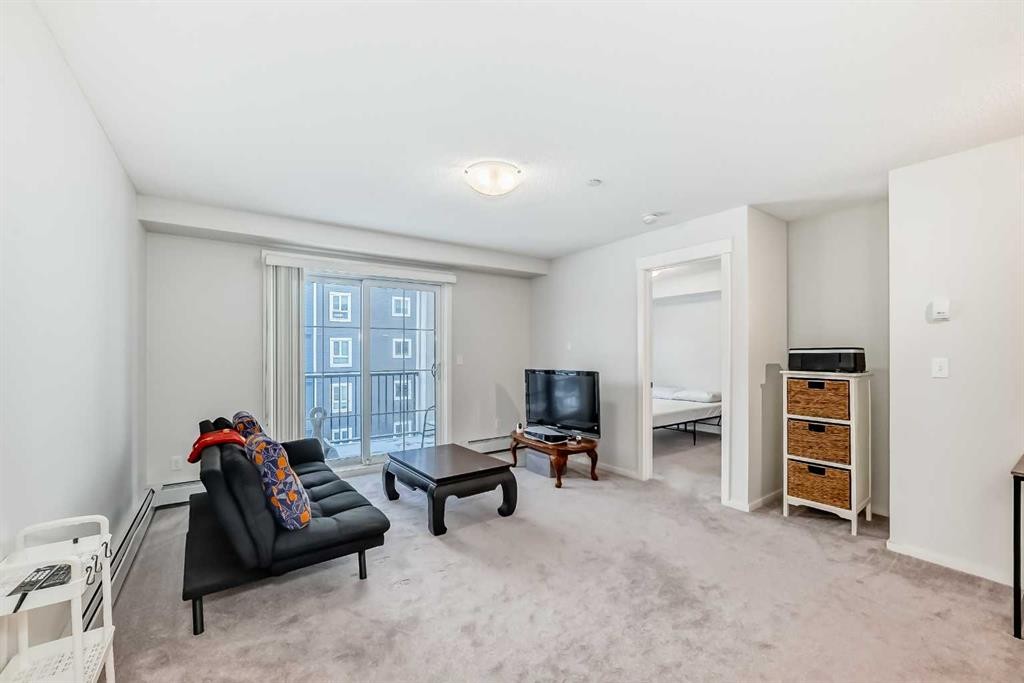 4308-279 Copperpond Common Se, Calgary, AB - Indoor