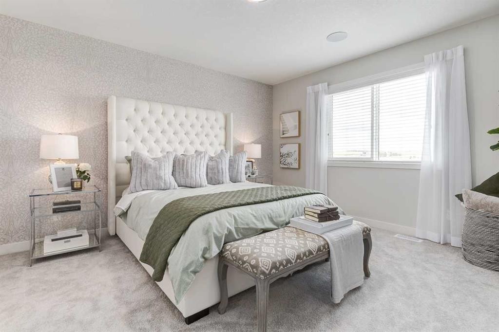 39 Versant Rise Sw, Calgary, AB - Indoor Photo Showing Bedroom