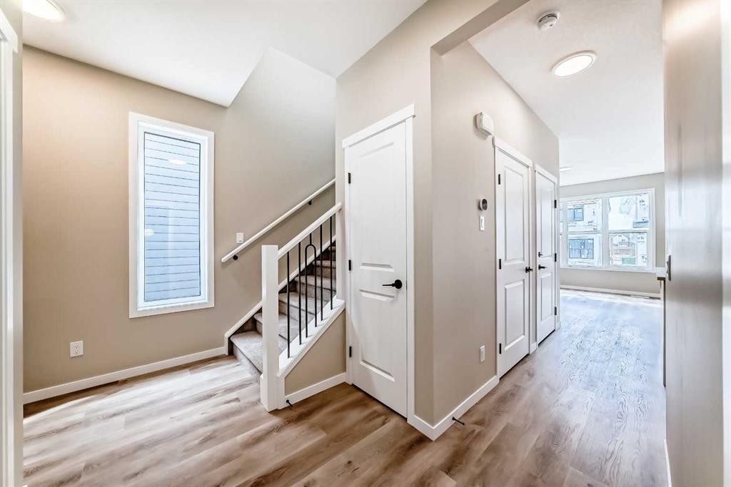 1085 Sawgrass Link Nw, Airdrie, AB - Indoor Photo Showing Other Room