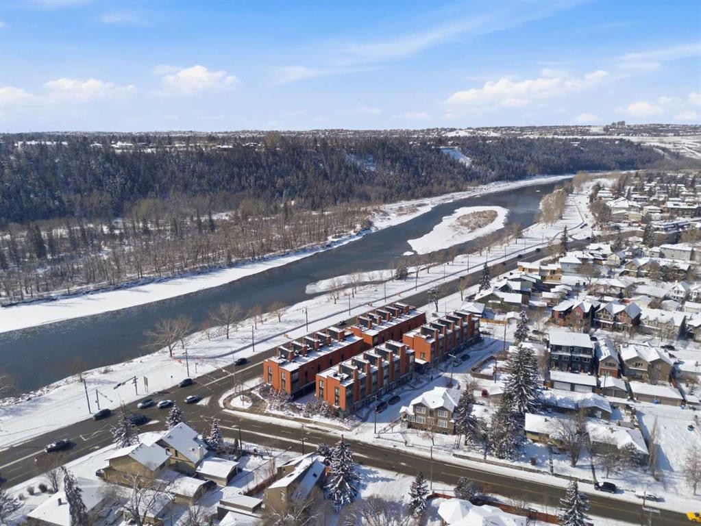 3012 Parkdale Boulevard Nw, Calgary, AB - Outdoor With View