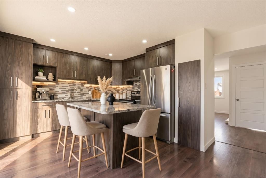 263 Doverview Crescent Se, Calgary, AB - Indoor