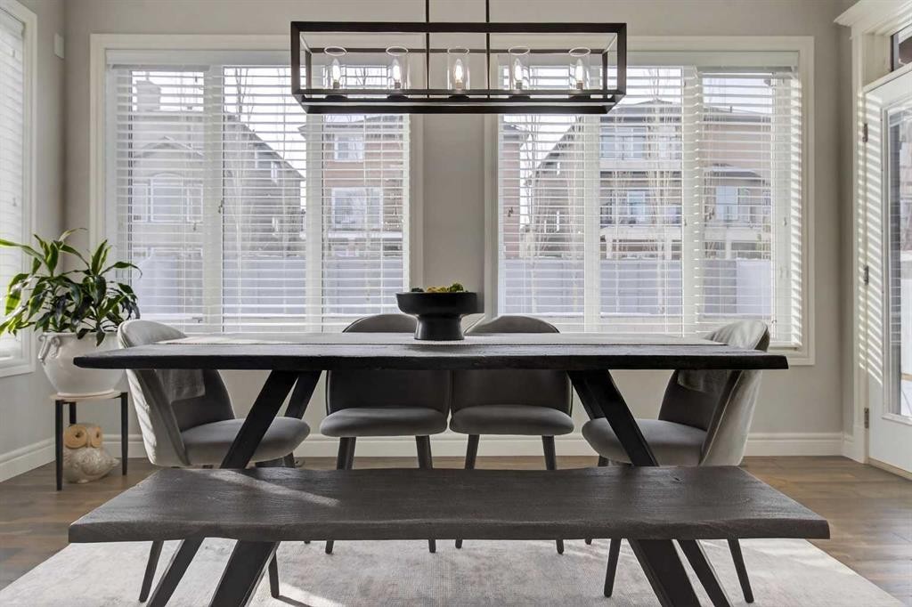 264 Stonemere Close, Chestermere, AB - Indoor Photo Showing Dining Room