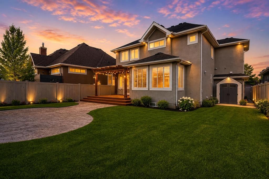 264 Stonemere Close, Chestermere, AB - Outdoor