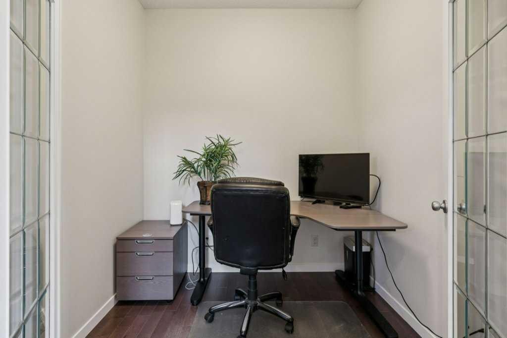 1173 Brightoncrest Common Se, Calgary, AB - Indoor Photo Showing Office