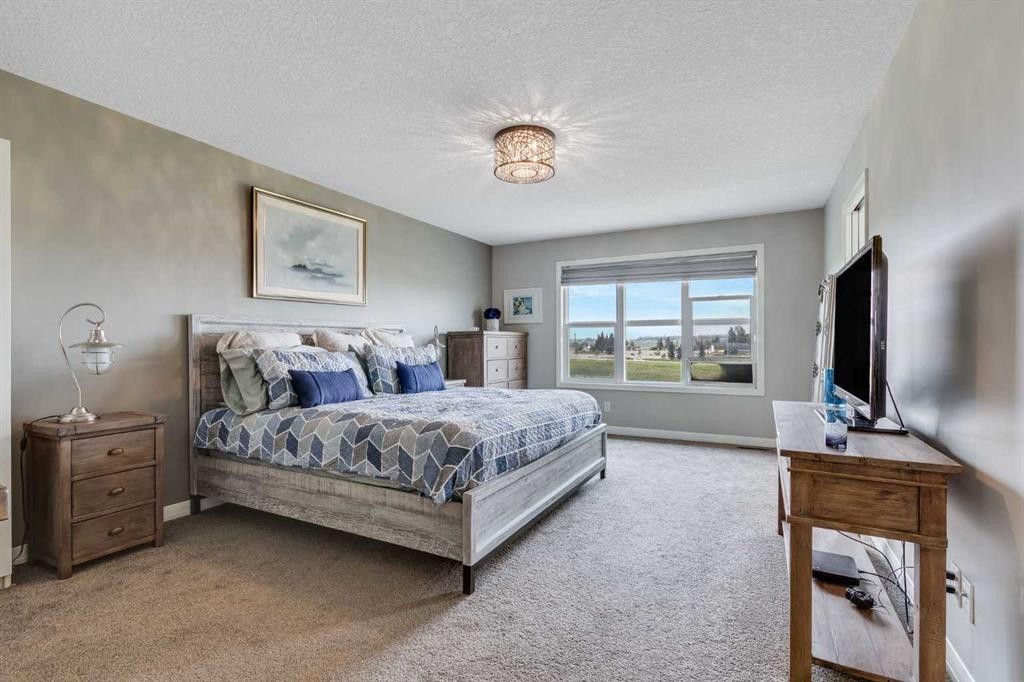 55 Sage Bluff Green Nw, Calgary, AB - Indoor Photo Showing Bedroom