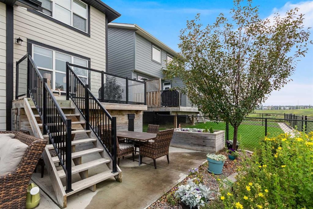 55 Sage Bluff Green Nw, Calgary, AB - Outdoor With Deck Patio Veranda