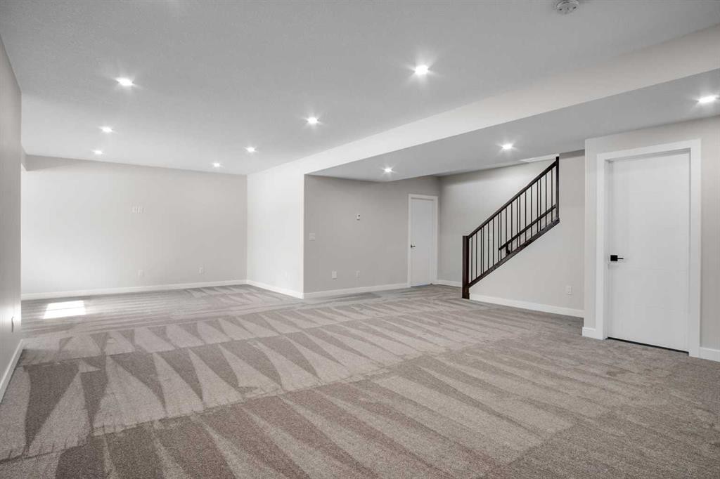 43 Viceroy Crescent, Olds, AB - Indoor