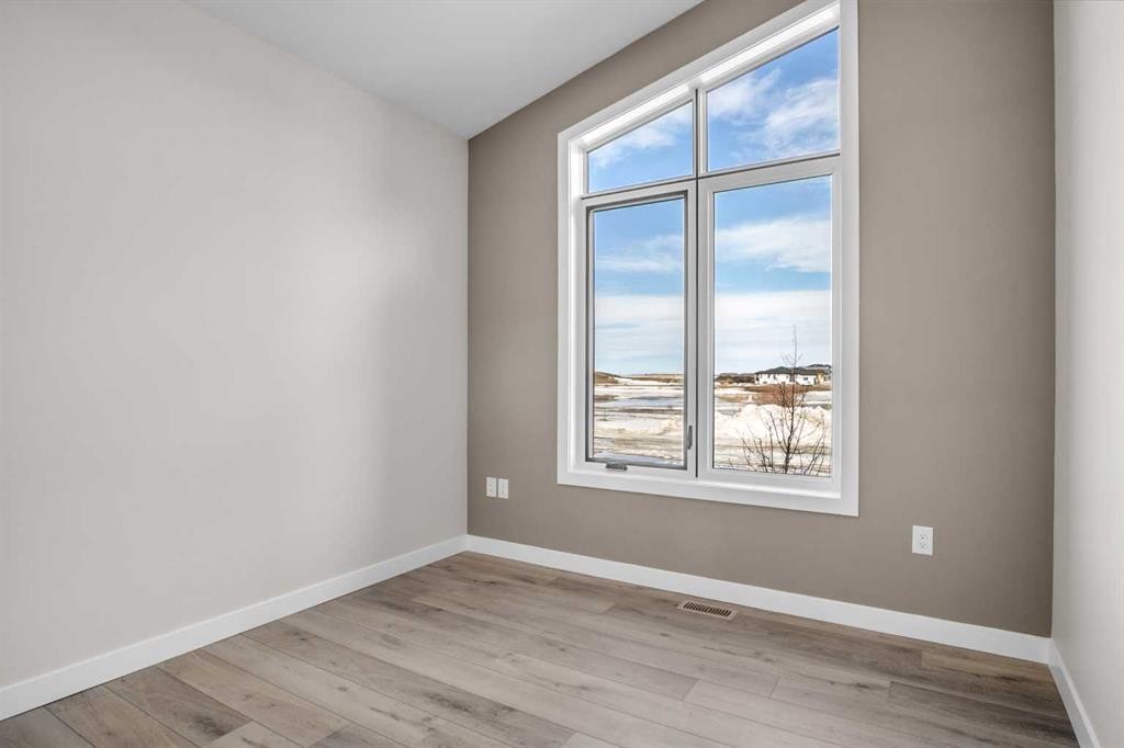 43 Viceroy Crescent, Olds, AB - Indoor Photo Showing Other Room