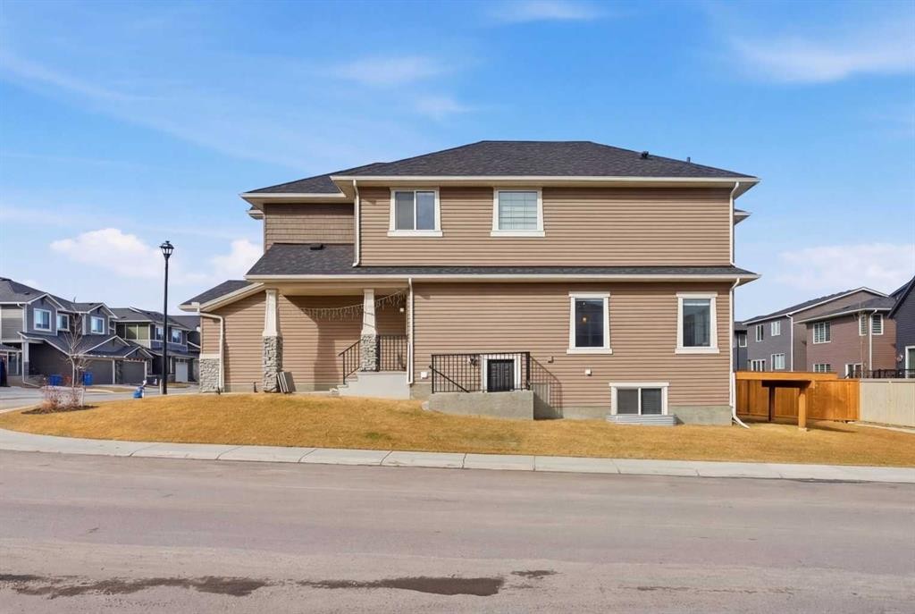 1448 Bayview Point Sw, Airdrie, AB - Outdoor