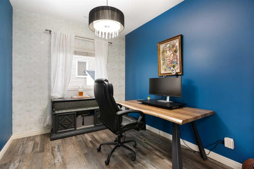 90 Discovery Ridge Road Sw, Calgary, AB