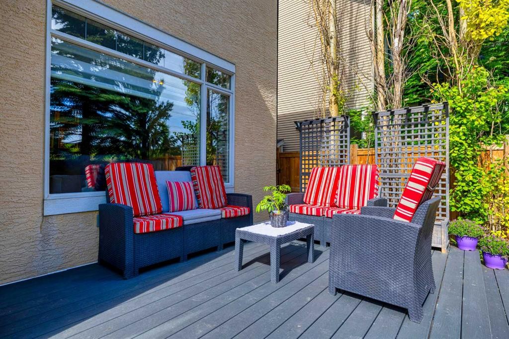 90 Discovery Ridge Road Sw, Calgary, AB