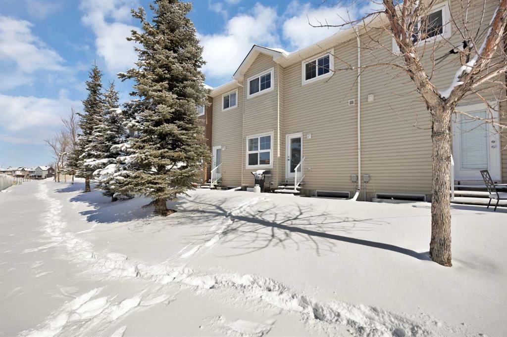 3503-111 Tarawood Lane Ne, Calgary, AB - Outdoor