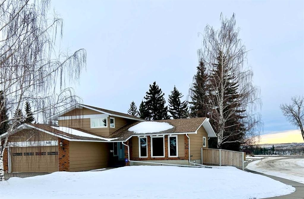 308 Parkridge Green Se, Calgary, AB - Outdoor