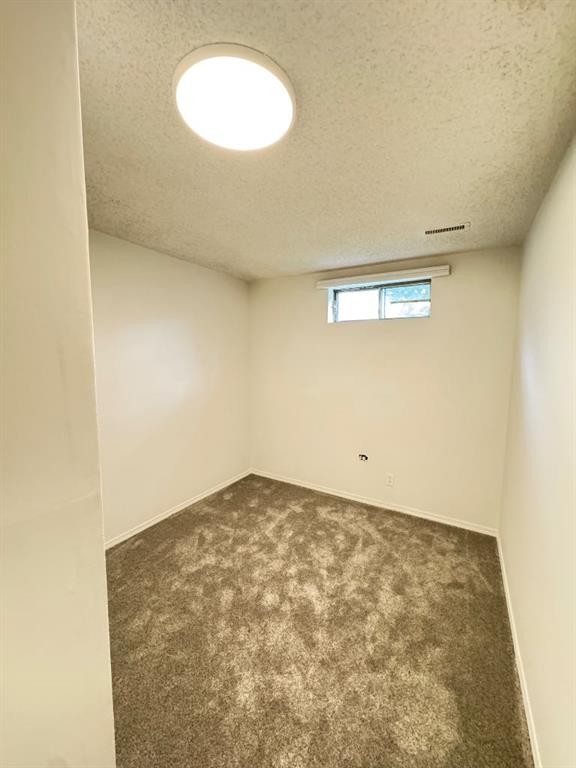 6879 Rundlehorn Drive Ne, Calgary, AB