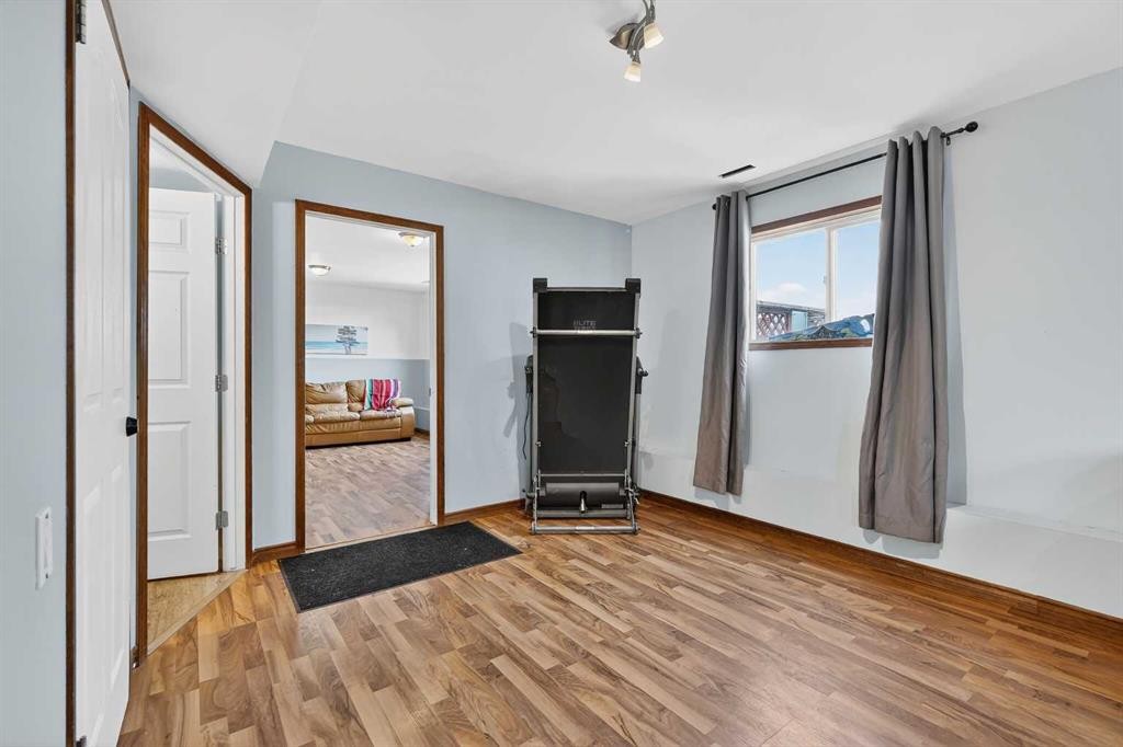 1175 Strathcona Road, Strathmore, AB - Indoor Photo Showing Other Room