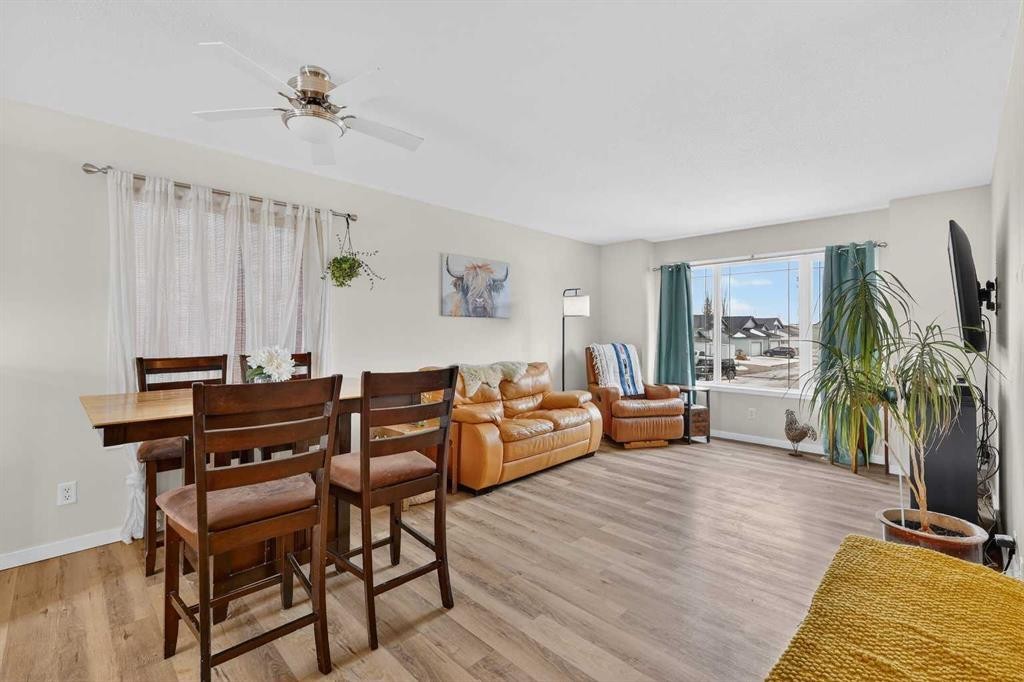 1175 Strathcona Road, Strathmore, AB - Indoor Photo Showing Other Room