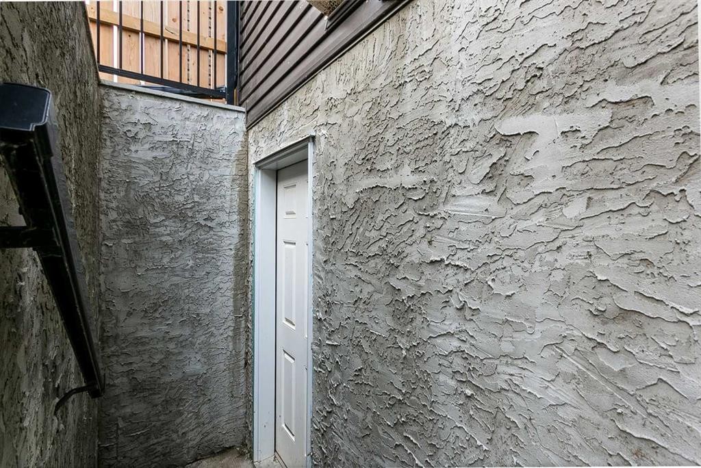 254 Walgrove Terrace Se, Calgary, AB - Outdoor