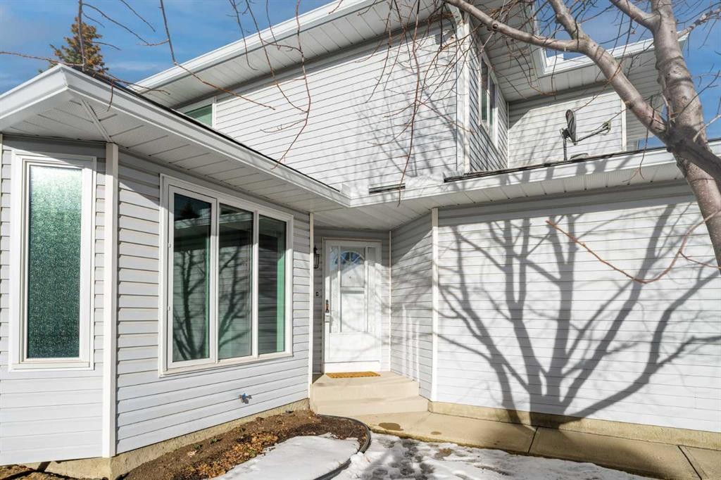 88 Scenic Gardens Nw, Calgary, AB - Outdoor
