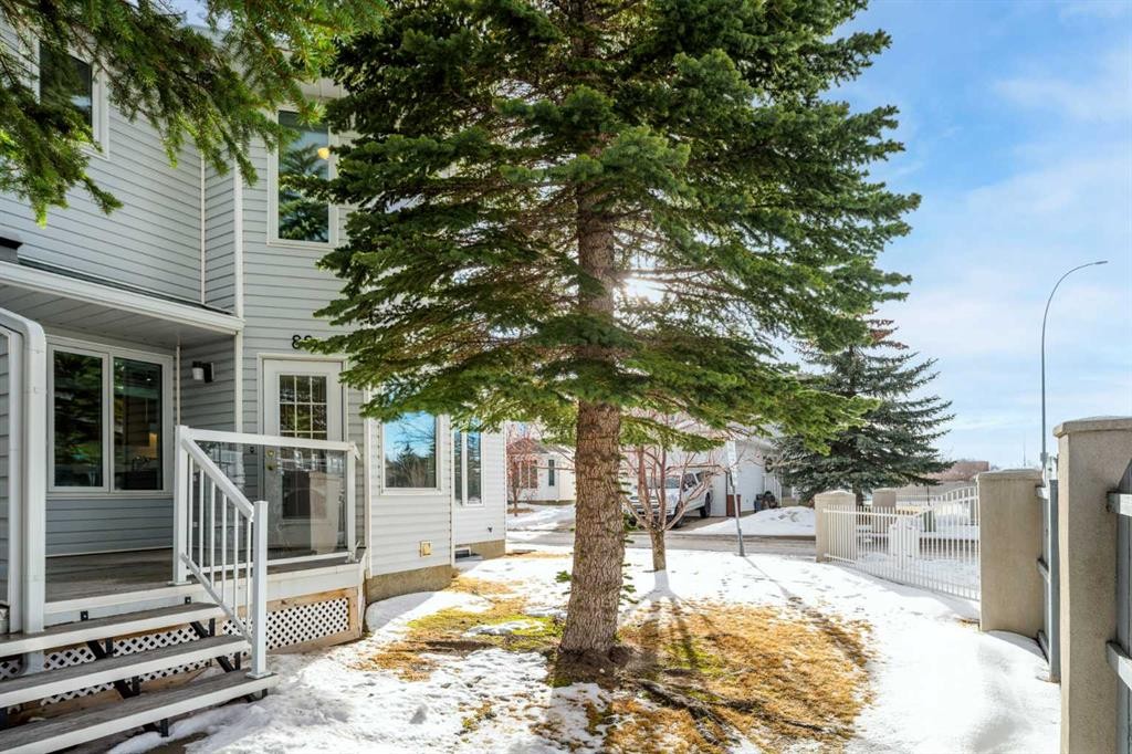 88 Scenic Gardens Nw, Calgary, AB - Outdoor