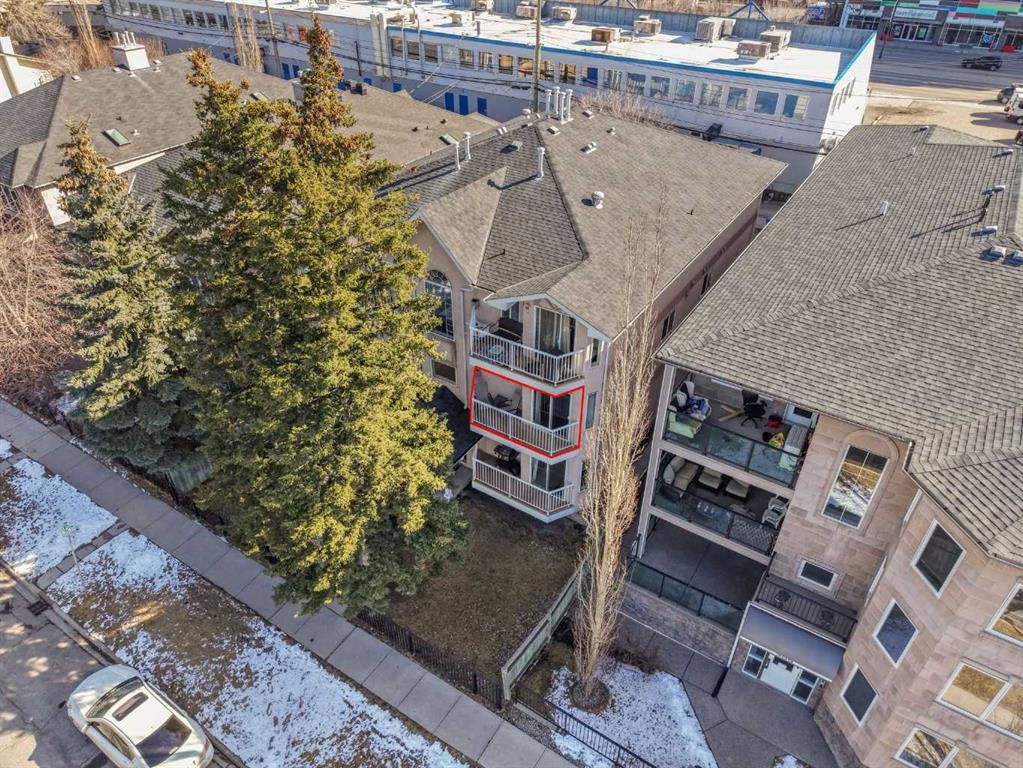 201-215 17 Avenue Ne, Calgary, AB - Outdoor