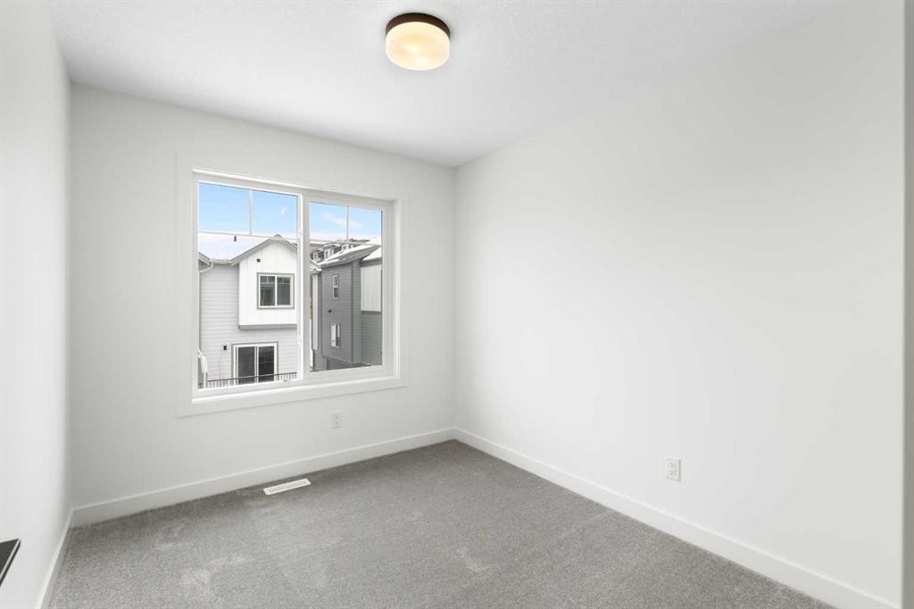 116-2231 81St Street Sw, Calgary, AB - Indoor Photo Showing Bathroom
