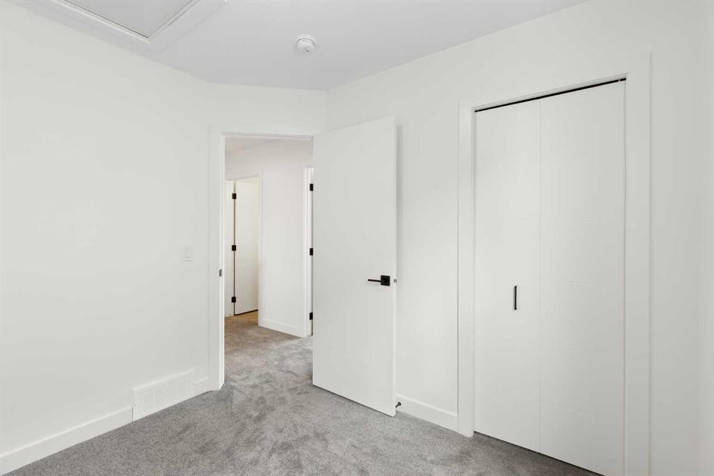 116-2231 81St Street Sw, Calgary, AB - Indoor Photo Showing Other Room
