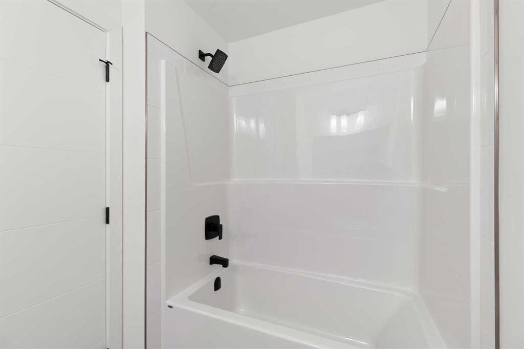 116-2231 81St Street Sw, Calgary, AB - Indoor Photo Showing Bedroom