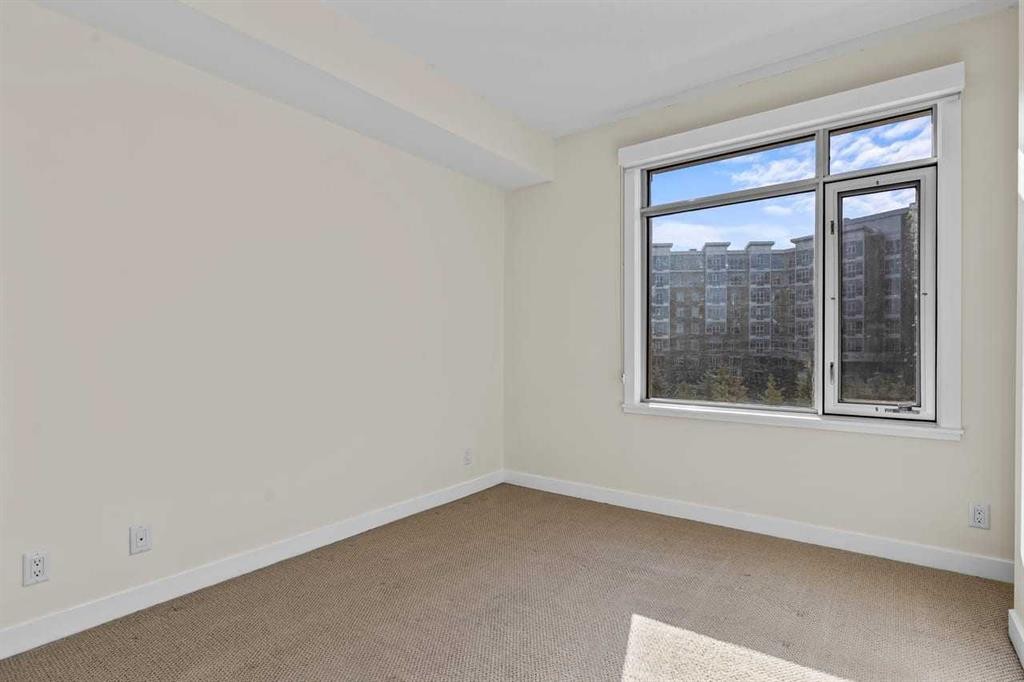 310-16 Varsity Estates Circle Nw, Calgary, AB - Indoor Photo Showing Other Room