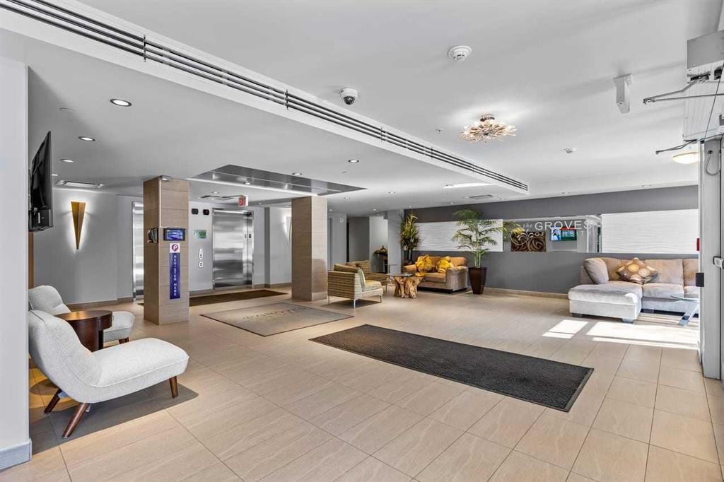 310-16 Varsity Estates Circle Nw, Calgary, AB -