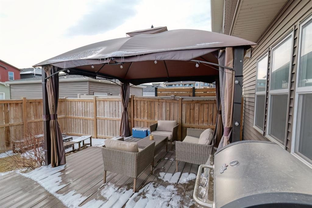 132 Wolf Willow Boulevard Se, Calgary, AB - Outdoor With Deck Patio Veranda With Exterior