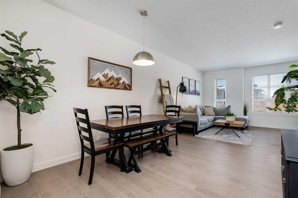 160 Walden Path Se, Calgary, AB - Indoor
