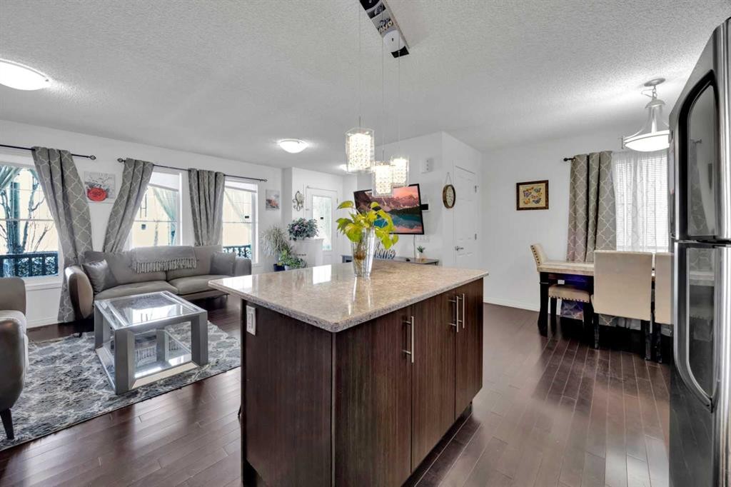 10614 Cityscape Drive Ne, Calgary, AB - Indoor Photo Showing Kitchen
