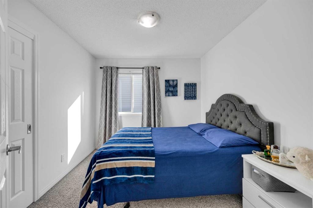 10614 Cityscape Drive Ne, Calgary, AB - Indoor Photo Showing Bedroom