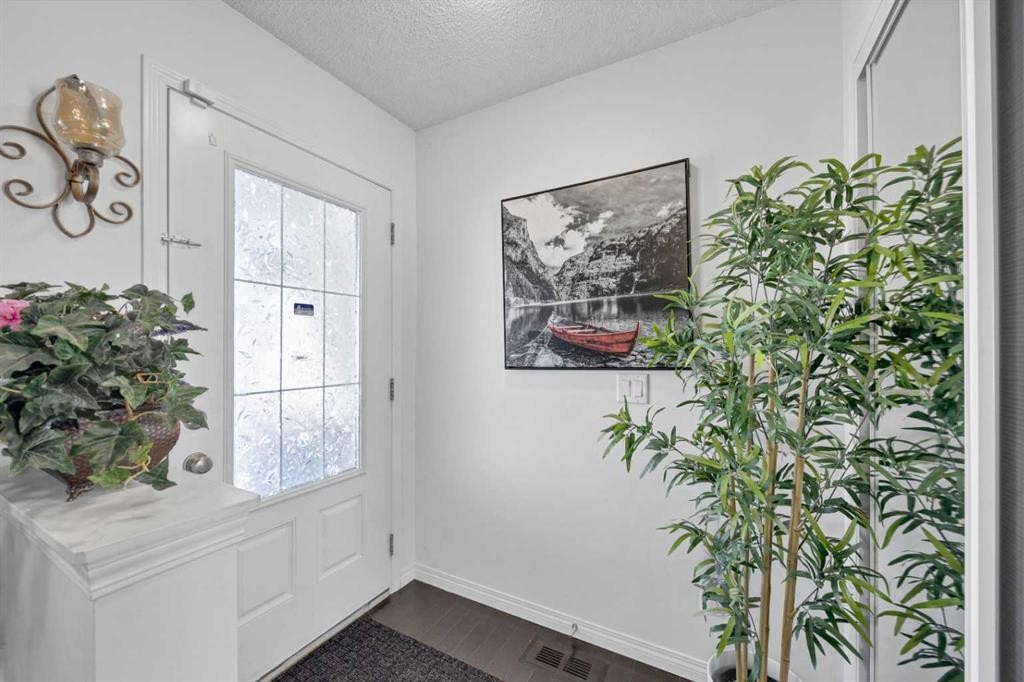 10614 Cityscape Drive Ne, Calgary, AB - Indoor Photo Showing Other Room