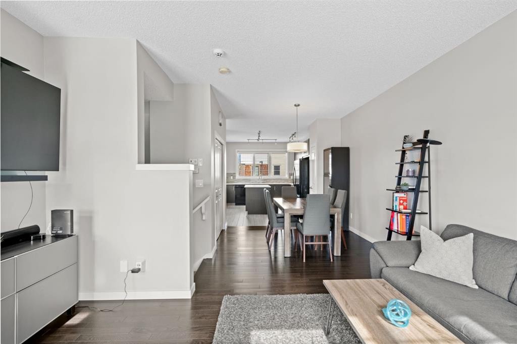 102 Walden Circle Se, Calgary, AB - Indoor Photo Showing Living Room