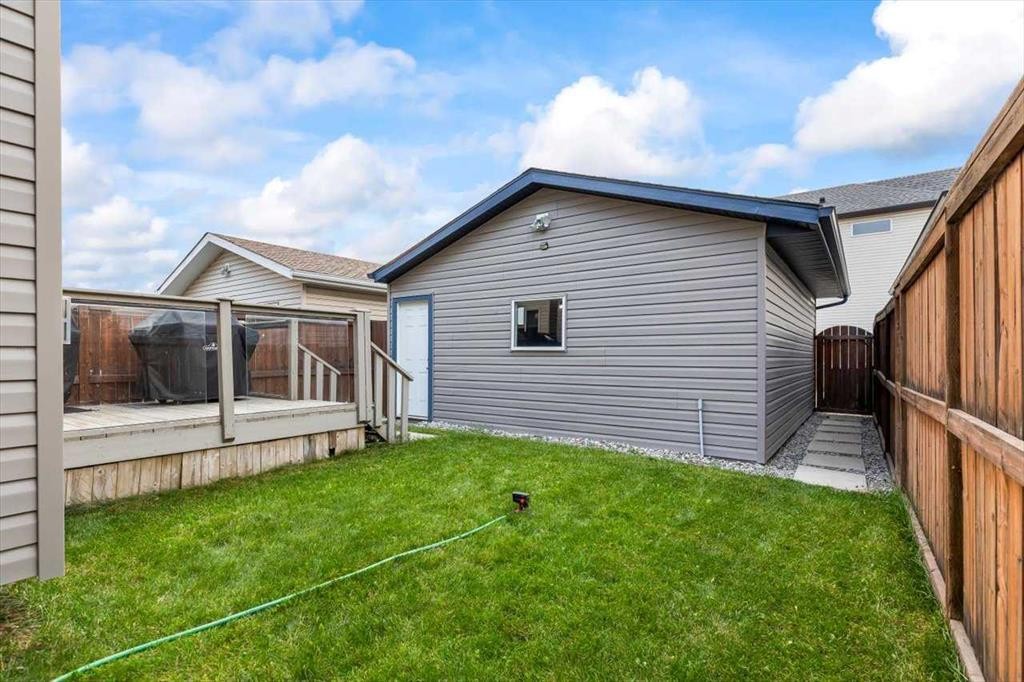 1303 New Brighton Park Se, Calgary, AB - Outdoor With Exterior