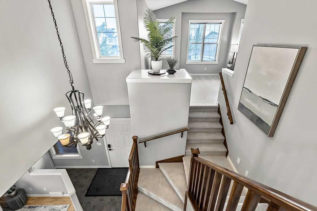 87 Chaparral Grove Se, Calgary, AB - Indoor Photo Showing Other Room