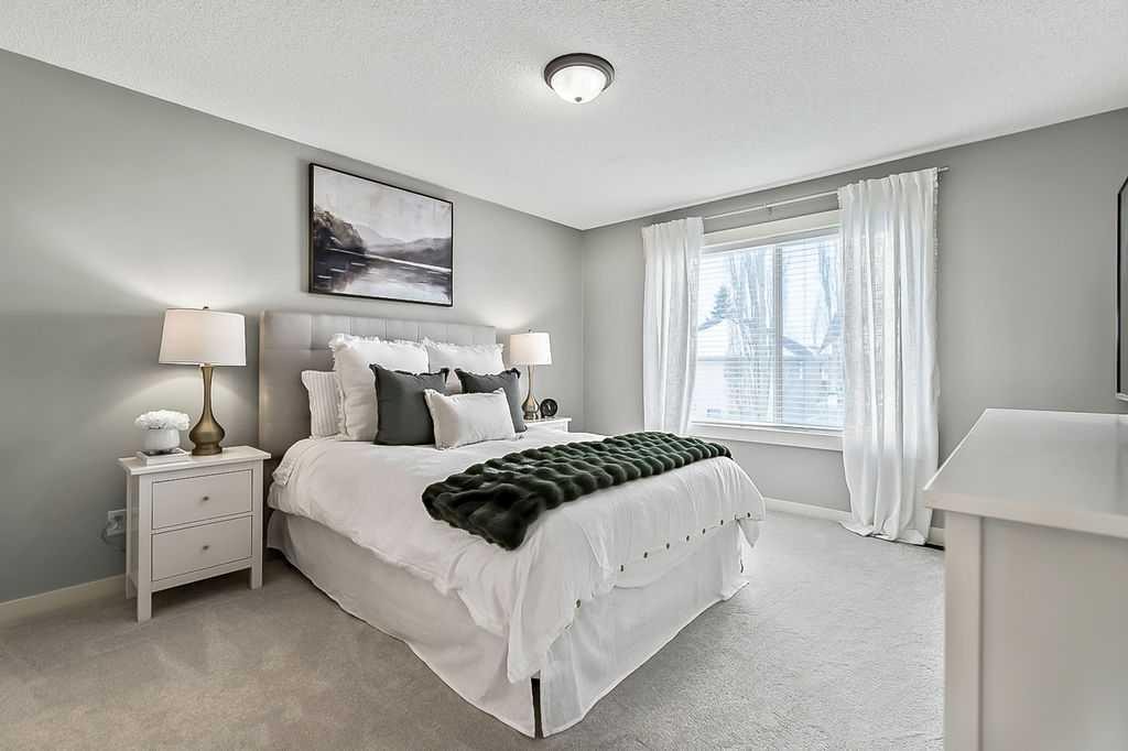 87 Chaparral Grove Se, Calgary, AB - Indoor Photo Showing Bedroom