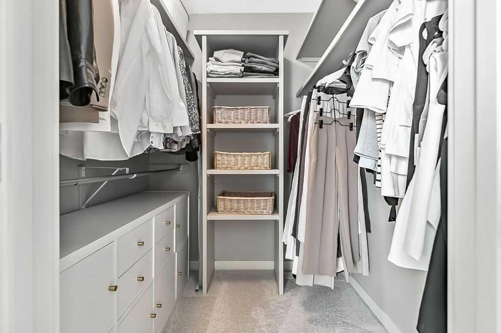 87 Chaparral Grove Se, Calgary, AB - Indoor With Storage